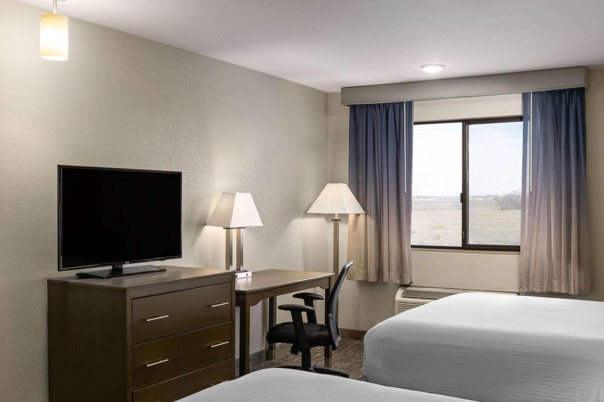 Baymont By Wyndham Moses Lake Exterior foto