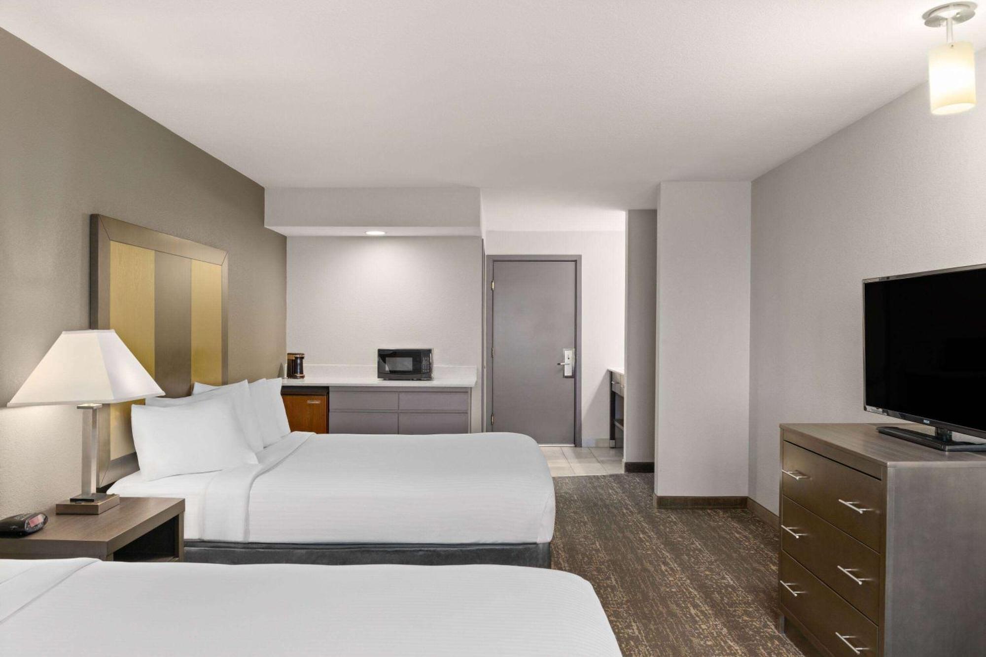 Baymont By Wyndham Moses Lake Exterior foto