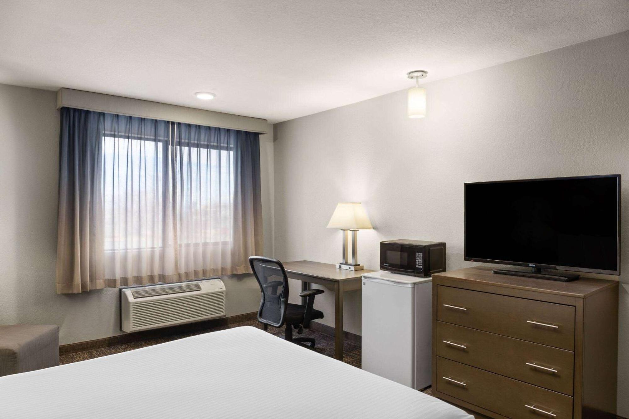 Baymont By Wyndham Moses Lake Exterior foto