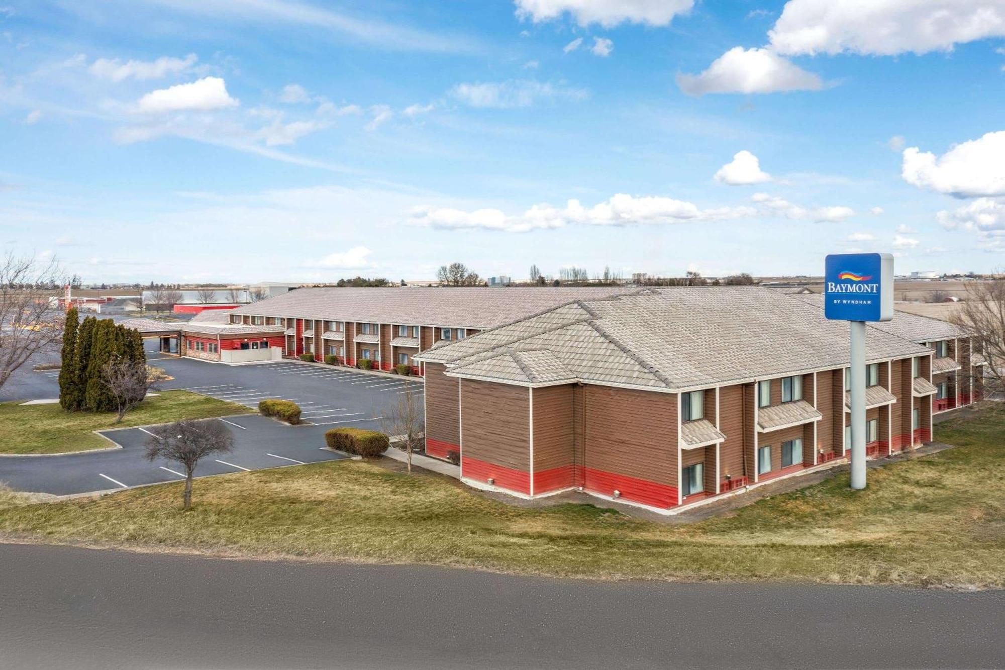 Baymont By Wyndham Moses Lake Exterior foto